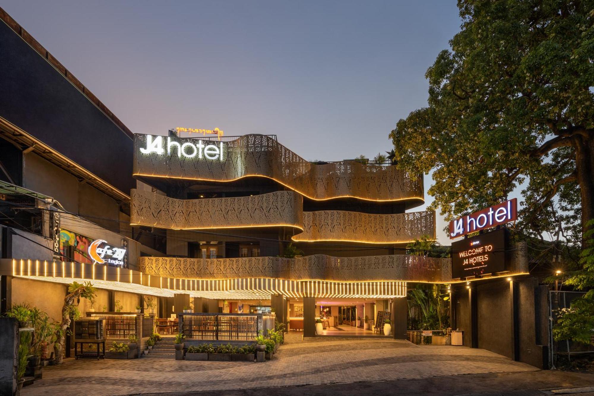 J4 Hotels Legian Экстерьер фото